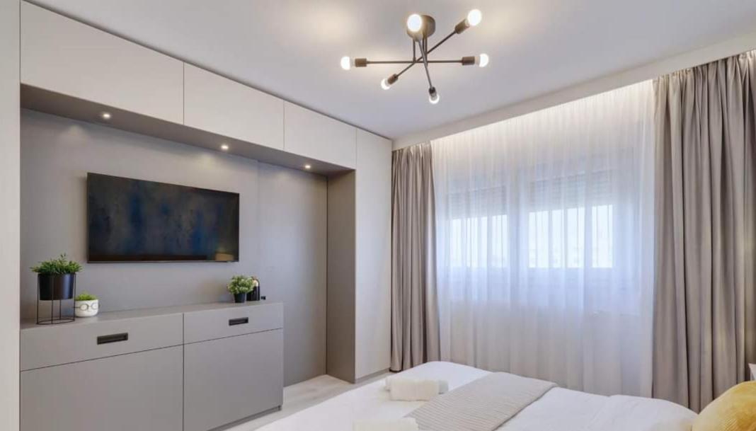 Government Deluxe Studio By Magic Apartments Бухарест Екстер'єр фото